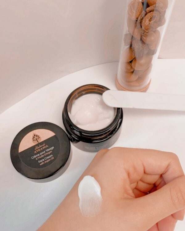 Face cream - Image 2