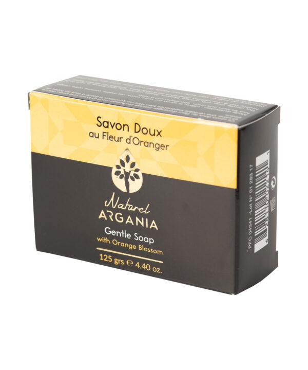 Gentle soap with orange blossom