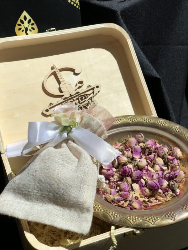 Dried rose petals